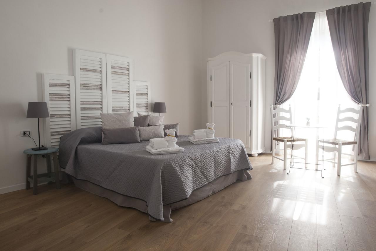 Quartino Napoletano Bed & Breakfast Naples Exterior photo